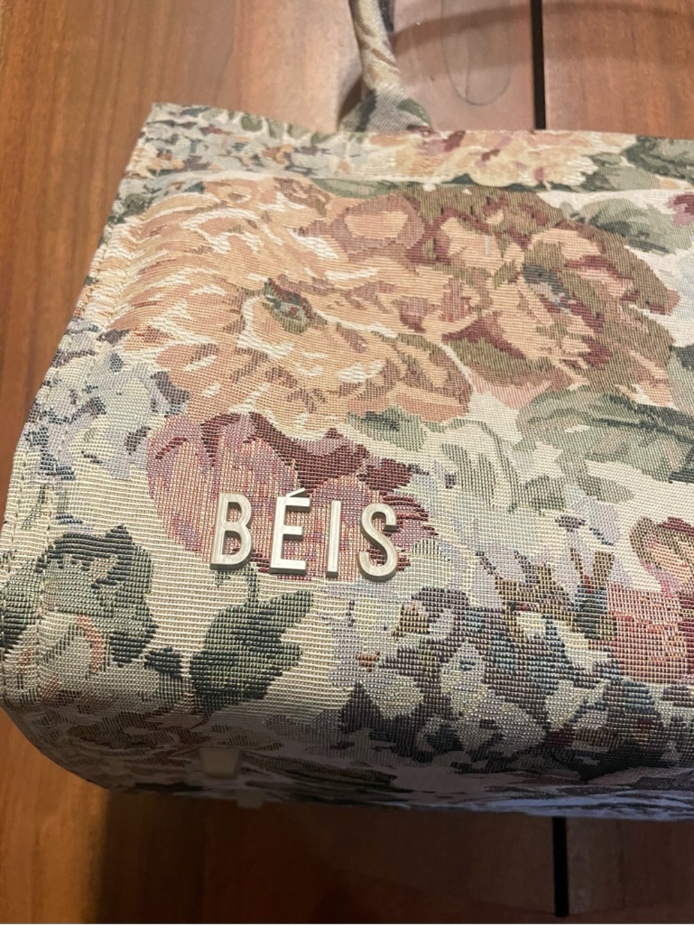 BEIS The Book Tote in Vintage Floral NWT - Picture 2 of 16